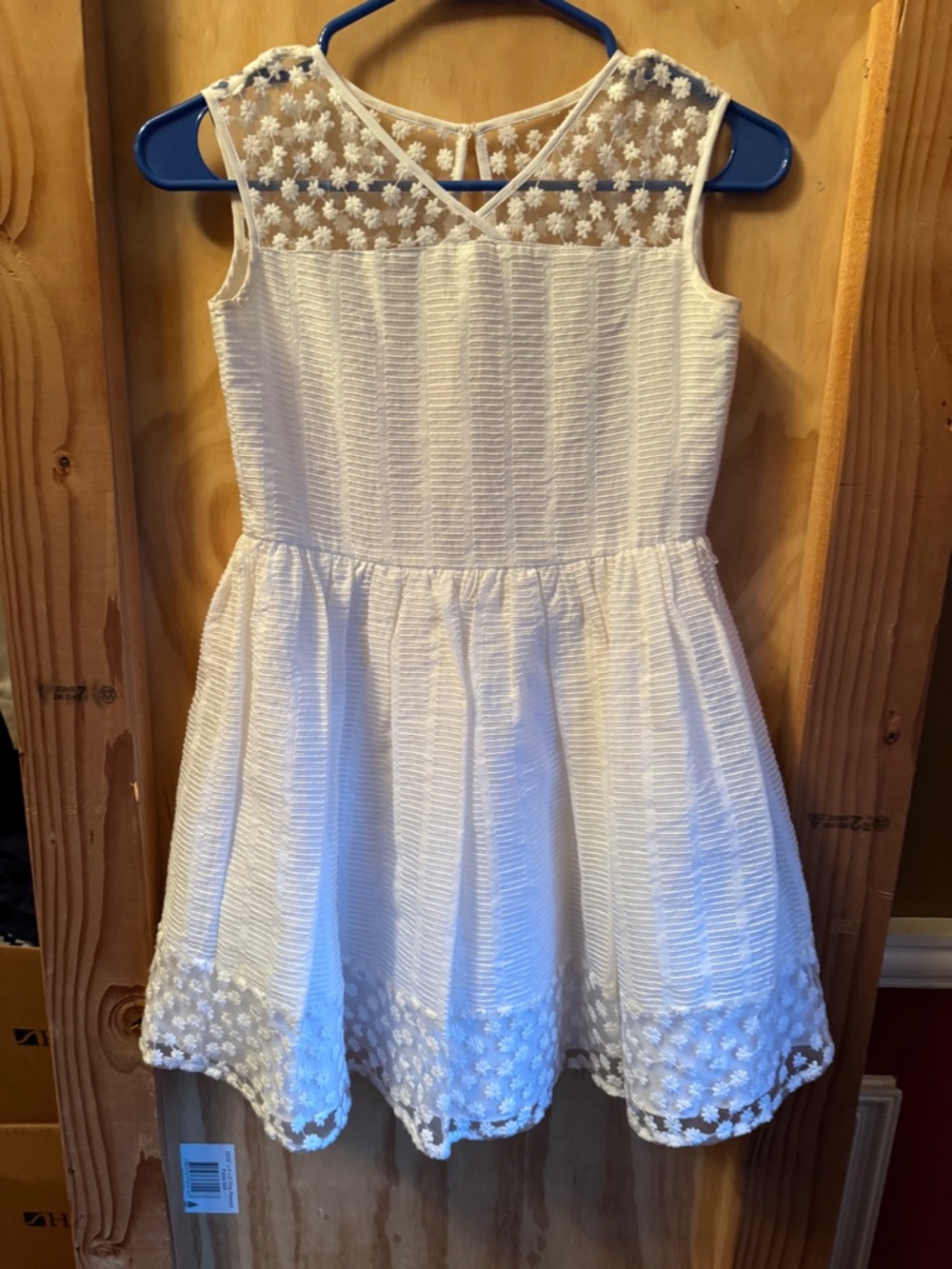 Flower. lace. white dress